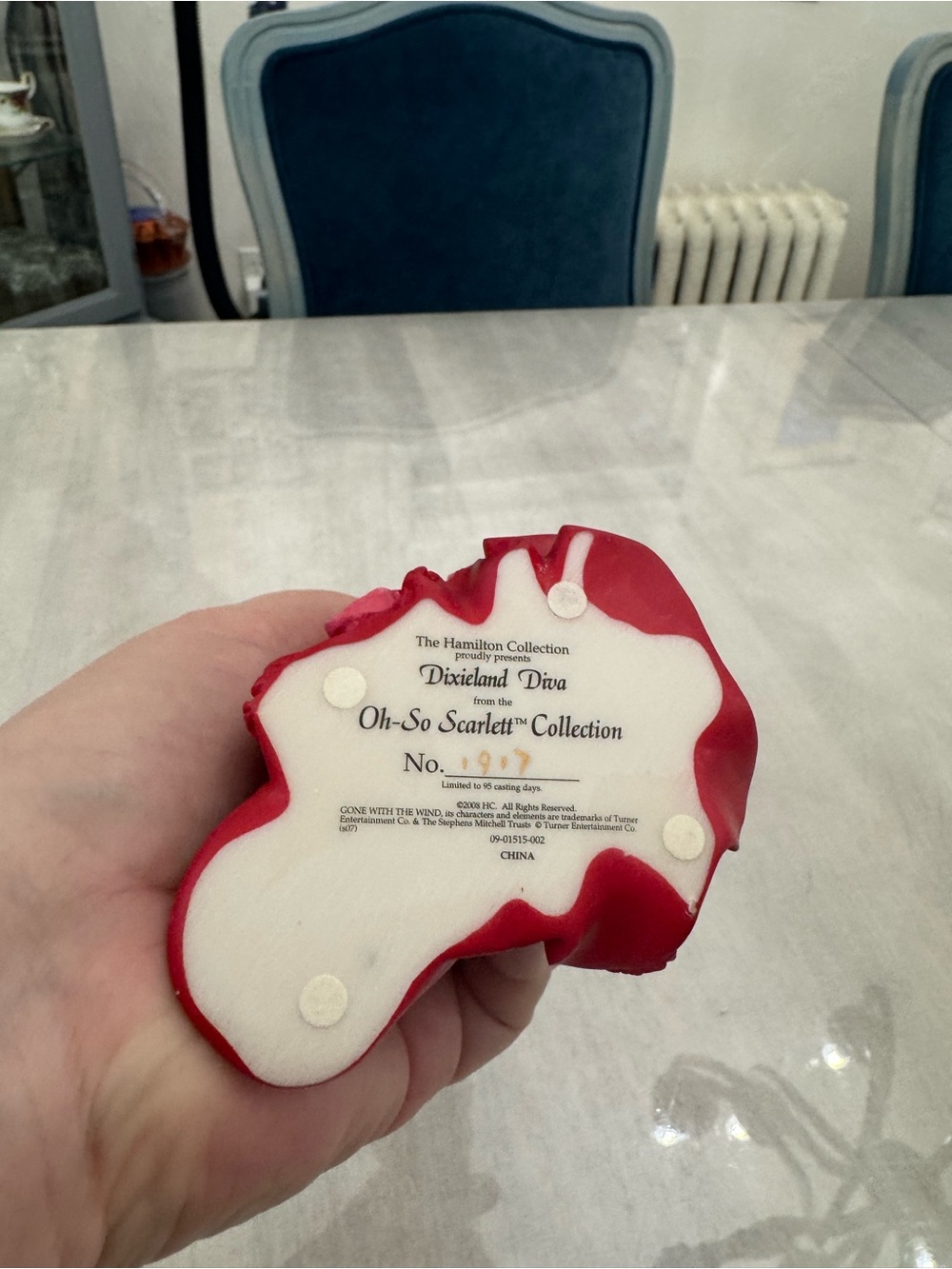The Hamilton Collection Gone with the Wind Oh So Scarlett Figurine - Picture 6 of 7